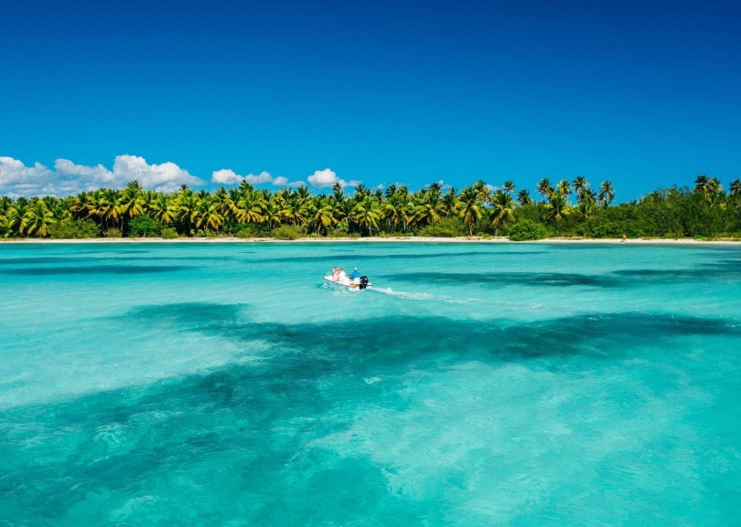 Isla Catalina - Türkisfarbenes Wasser und weißer Sandstrand