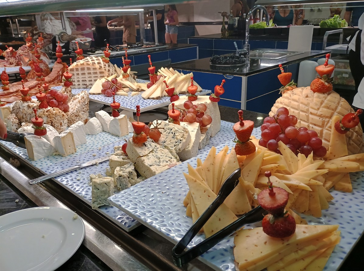 Abendshow im RIU Palace
